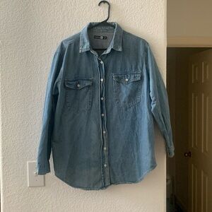 Boohoo blue Jean jacket in size 6